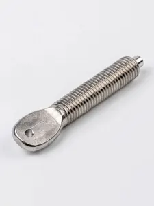 Болт струбцины 5